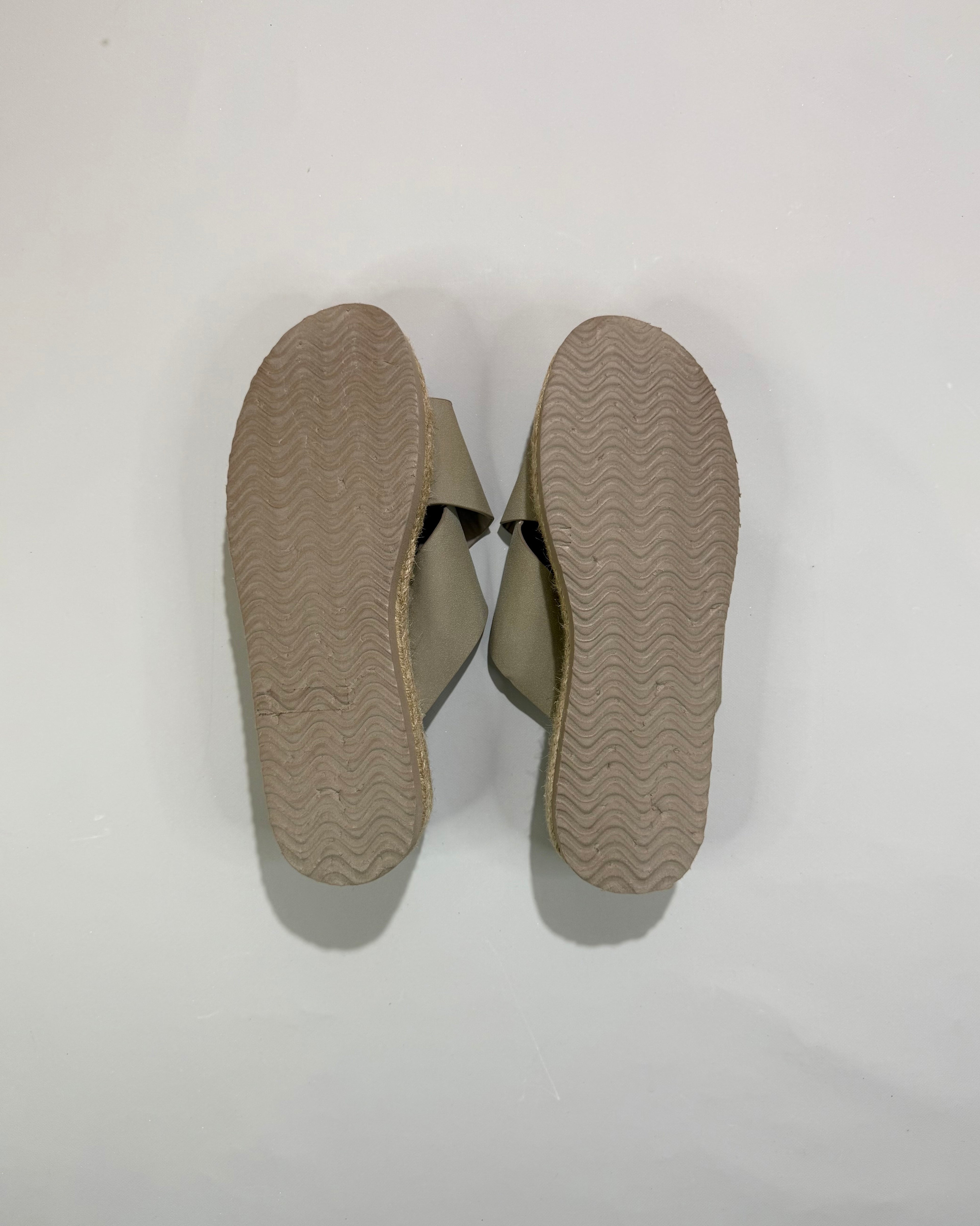 Women'secret Beige Espadrille Sandals Size 39