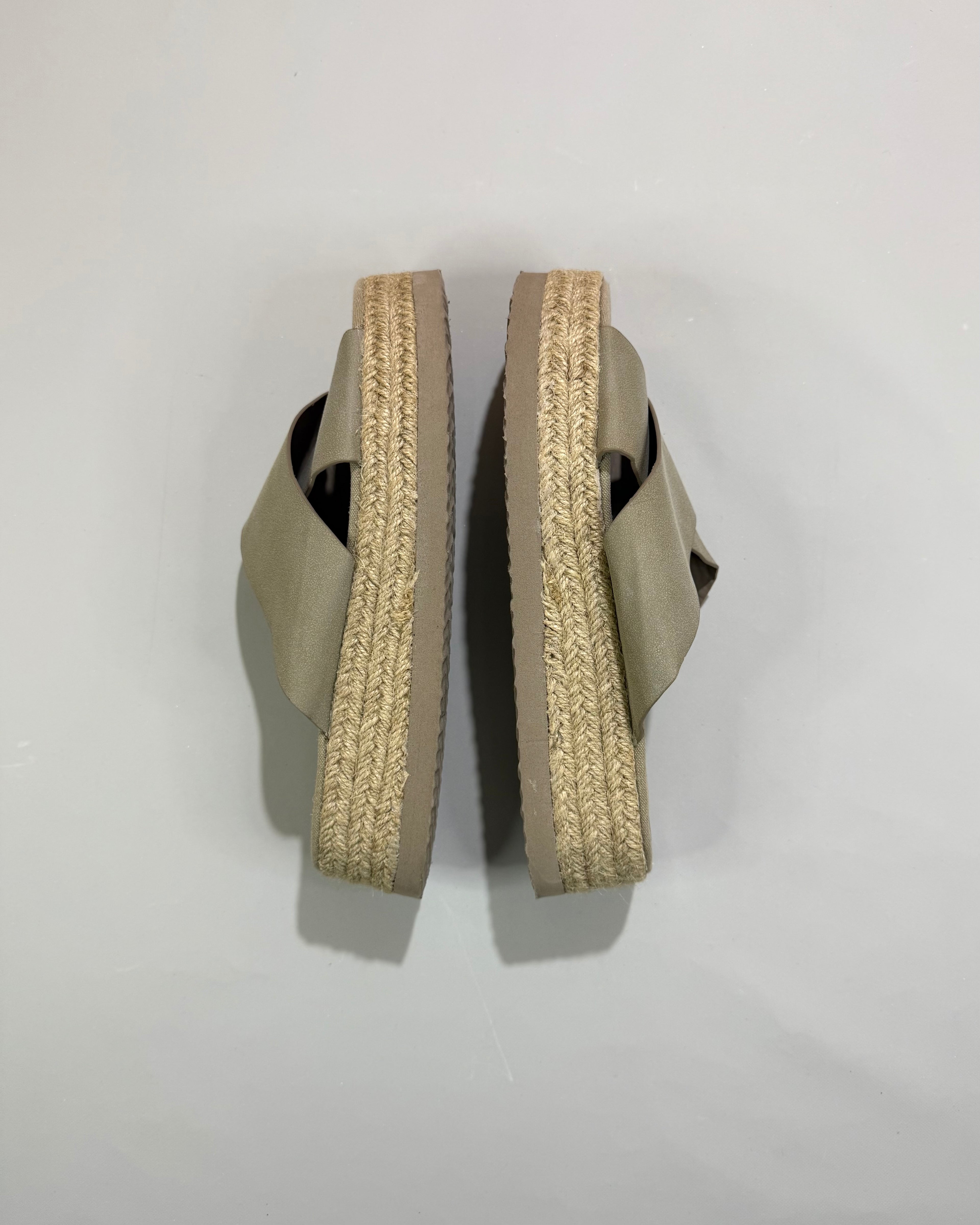 Women'secret Beige Espadrille Sandals Size 39