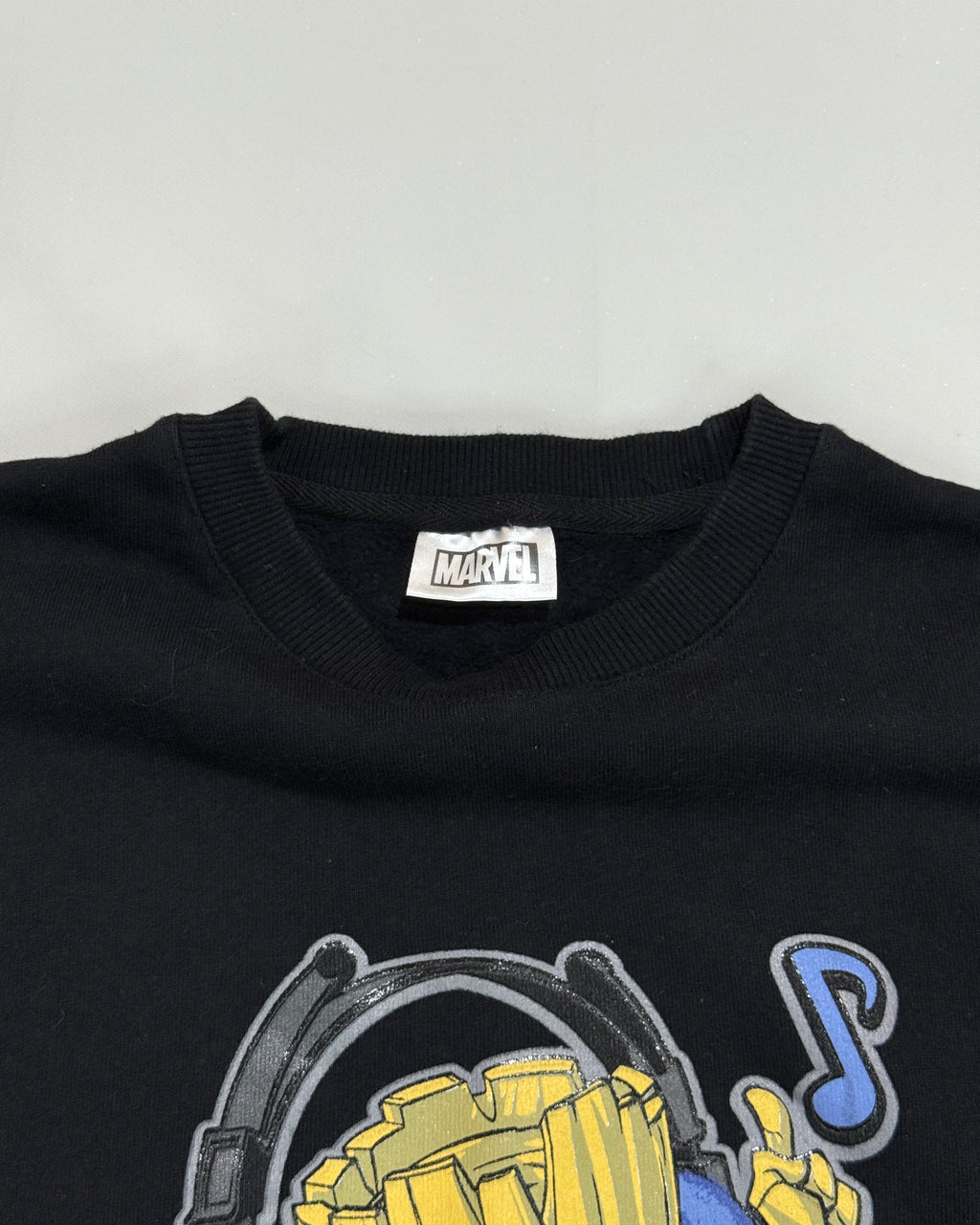 Marvel x Mo Groot Black Sweatshirt / Shirt Size XL